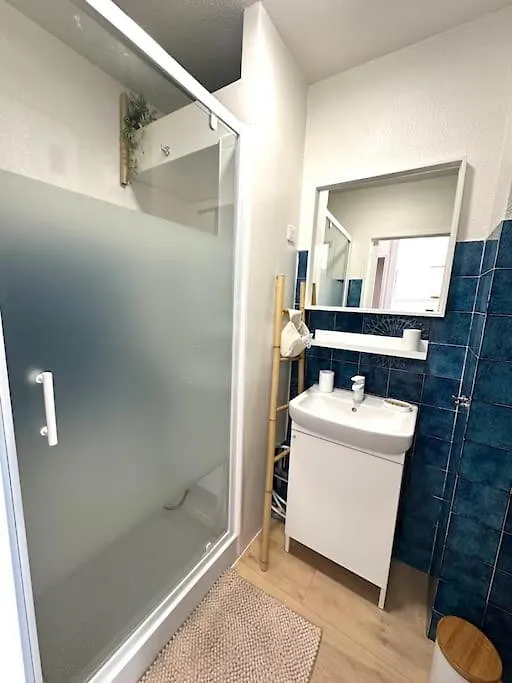 Studio Dernier Etage Vue Mer Clim Et Wifi Saint-Mandrier-sur-Mer Apartment